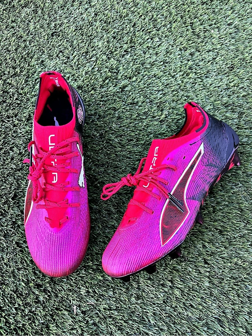Puma Future Ultimate CP10 Soccer Cleats Pink Black US 8